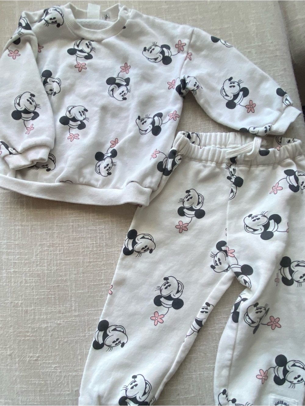 H&M Disney Minnie Mouse Toddler Girls Matching Sweatshirt & Jogger Set | Size 2T